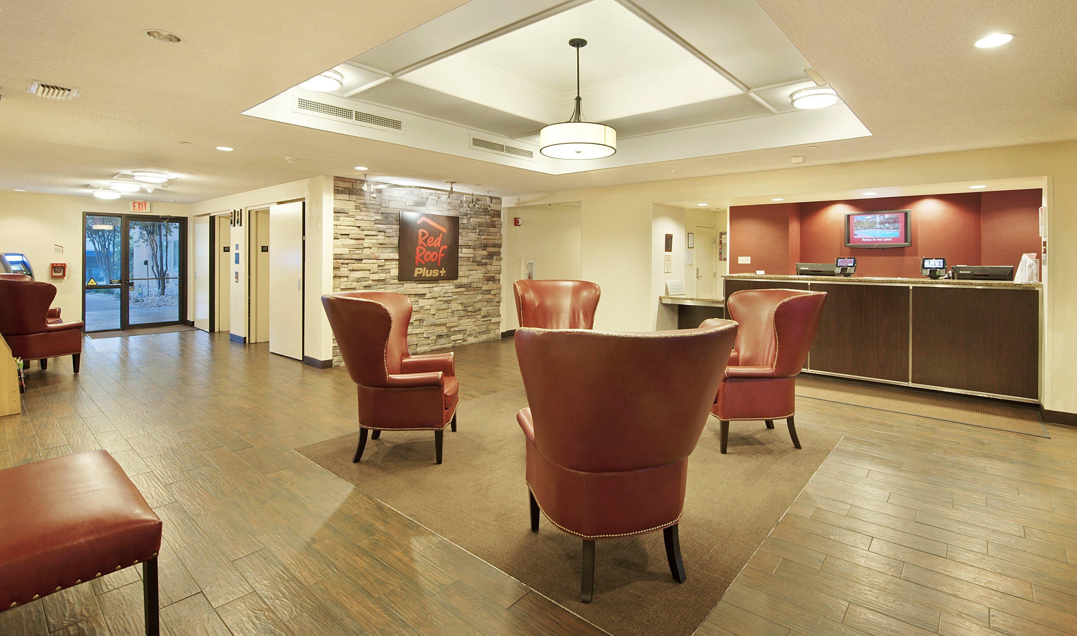 Red Roof Inn Plus+ Austin South Exterior photo