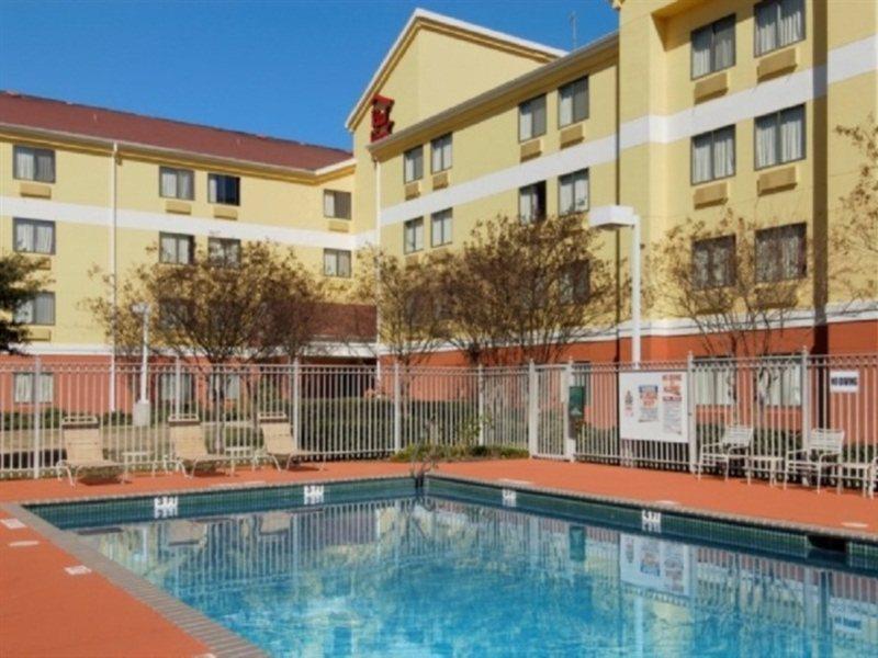 Red Roof Inn Plus+ Austin South Exterior photo