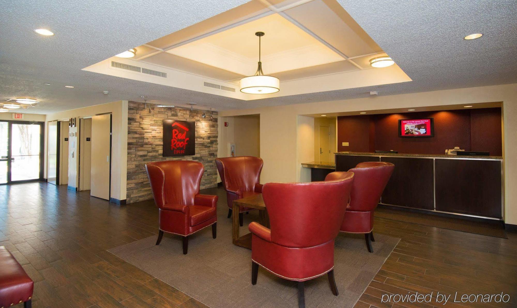 Red Roof Inn Plus+ Austin South Exterior photo